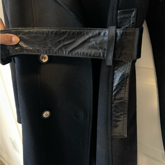SICILY Elegant Wool & Leather coat. Size M with leather belt. Fully lined! - Picture 4 of 6